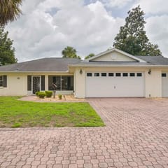 Villa Tilly | 4BR Pool Home, Minutes from Inverness