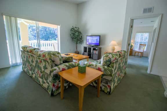 Condo Peggy - Image 1