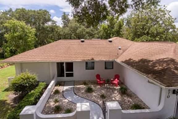 Villa 870: Stunning 3 Bedroom Villa With Pool - Image 1