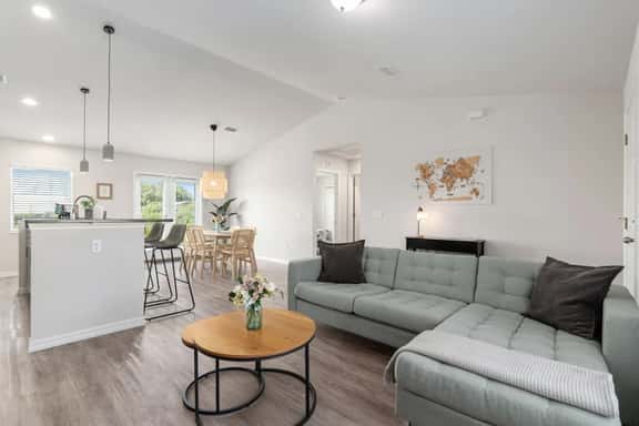 Villa Verde: Cozy Home In New Community - Image 1