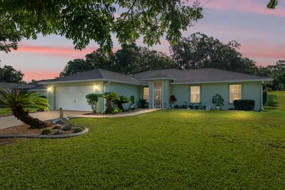 Villa Willow Wood 3-Bedroom Home Private Pool - Image 1